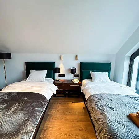 Babiogorskie Stodoly בית נופש *